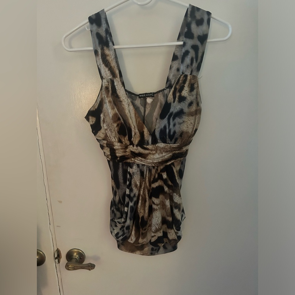 Medium Animal print wrap top